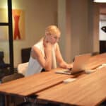 collaborateurs mobilises contre violences femmes