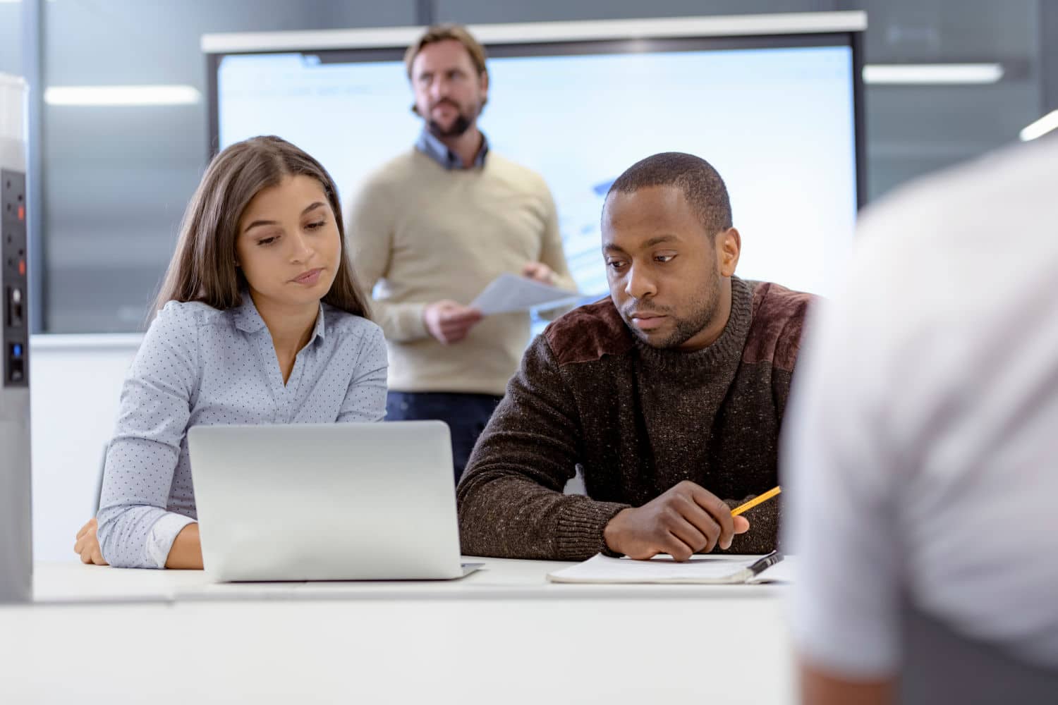 Gratification Des Stagiaires Sans Fiche De Paie : Est-ce Légal