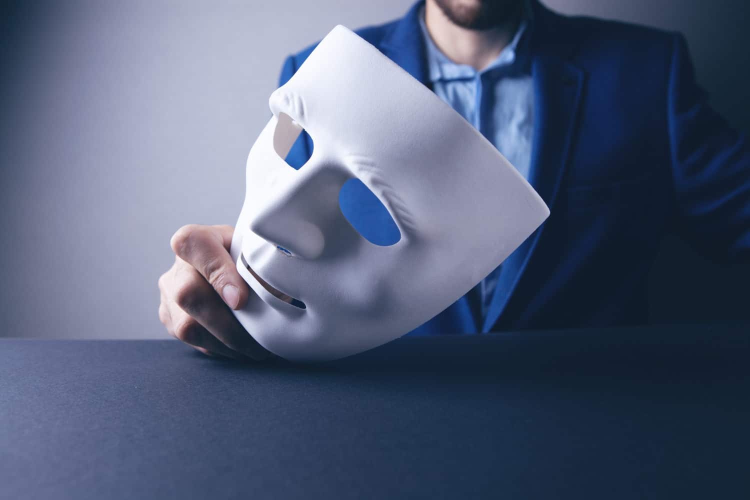 lutte contre les deepfakes