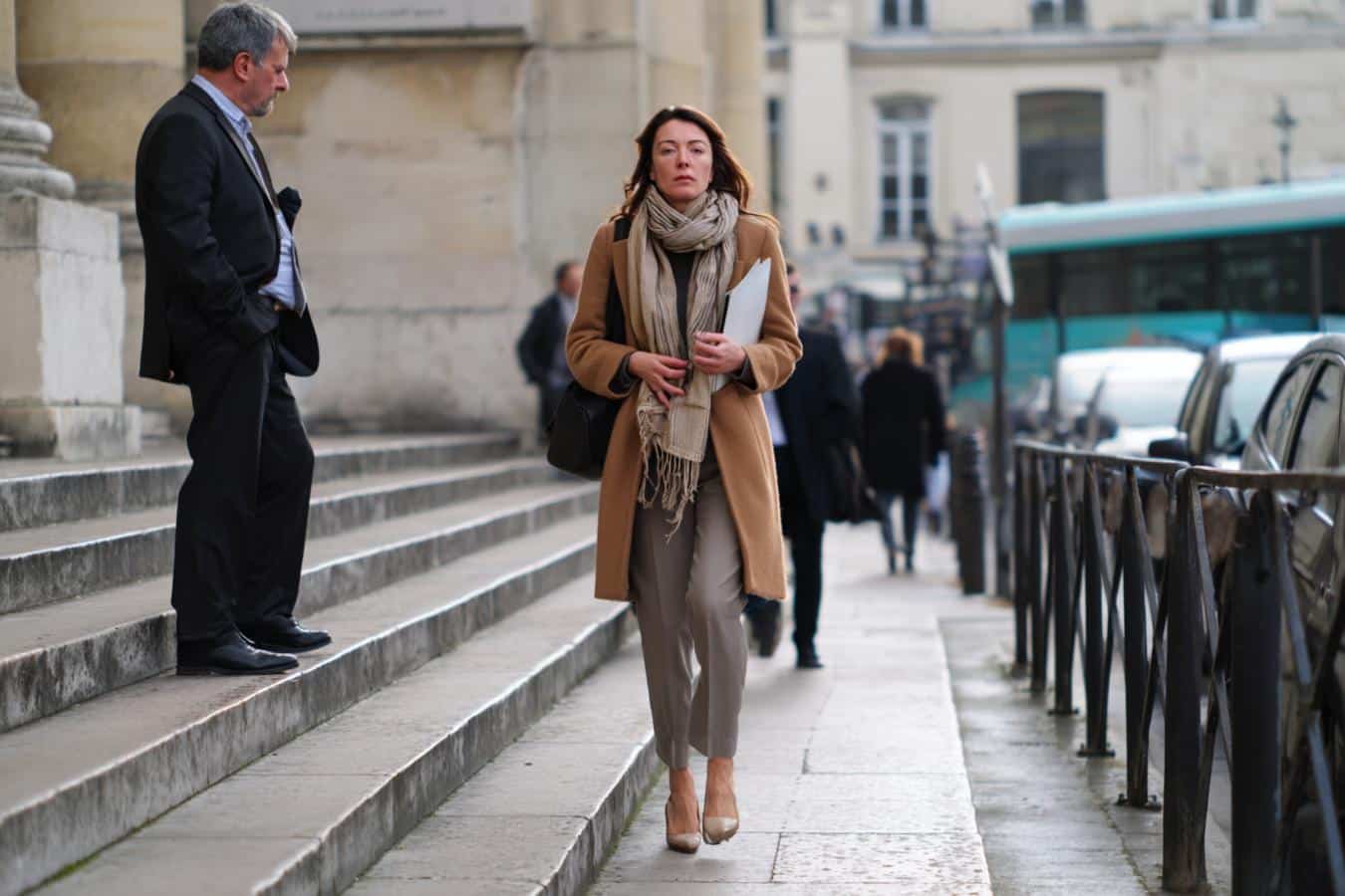 patron impose travail pendant arret maladie